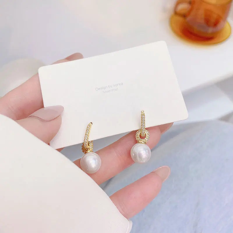 JUWANG Round Shape Romantic Exquisite Zircon Earring For Lady Temperament Shine 14K Real Gold Luxury Pearl Trend Earring Pendant