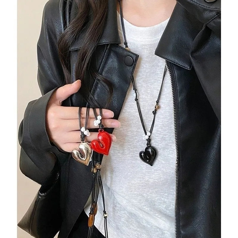 New Unique Simple Flower Long Rope Necklace Women Hollow Flower Pendant Necklace Adjustable Knot Sweater Chain Party Jewerly