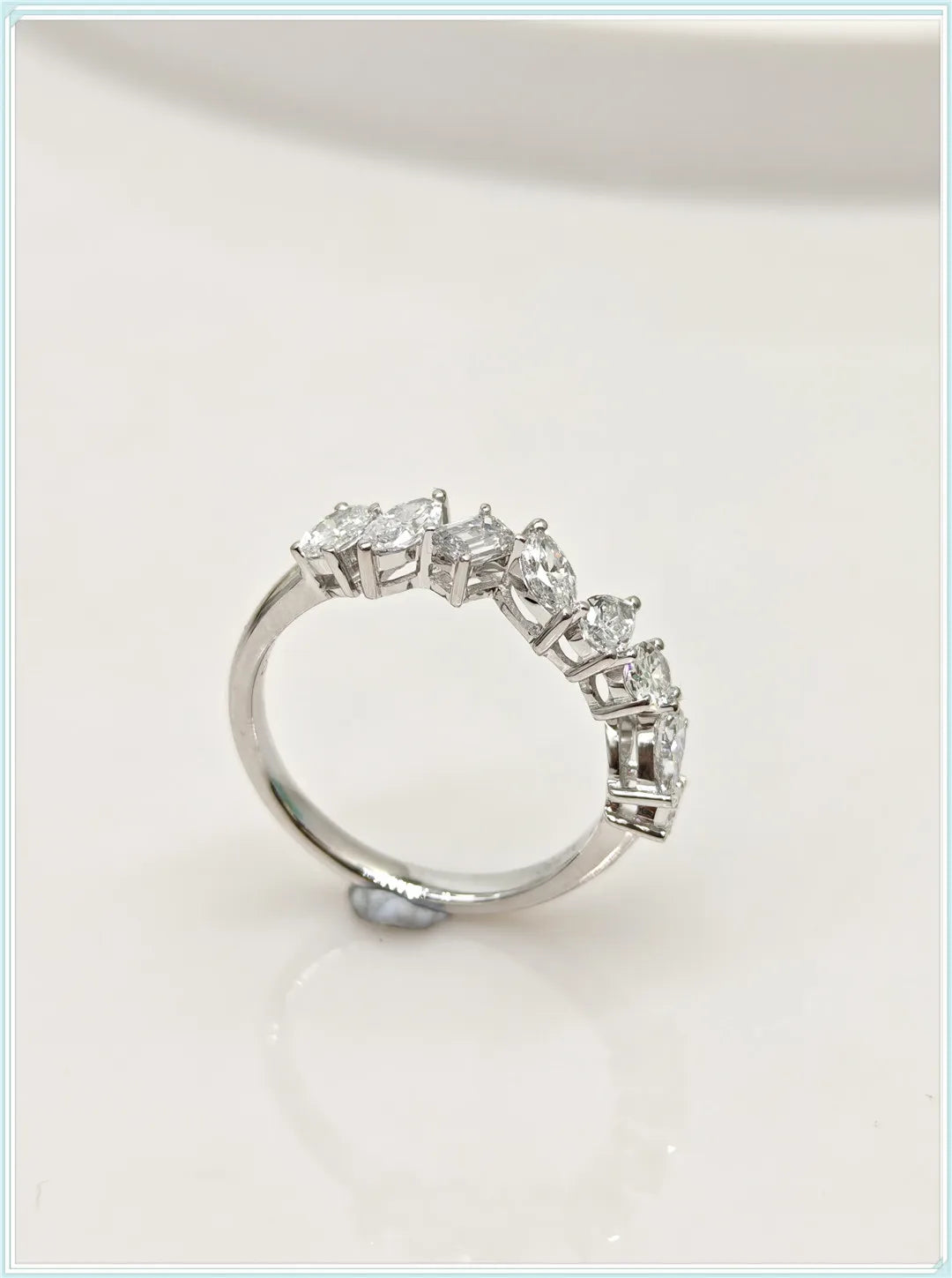 18K Gold Ring Grow Diamond CVD Lab Grow Diamond HPHT shaped diamond row ring couples wedding ring Female factory wholesale