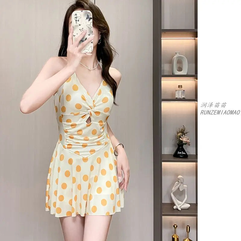 New Swimsuit Women One-piece Boxer-angle Conservative Slim Belly Covering Sexy Pure Desire Hot Spring Plus Size Swimsuit Women