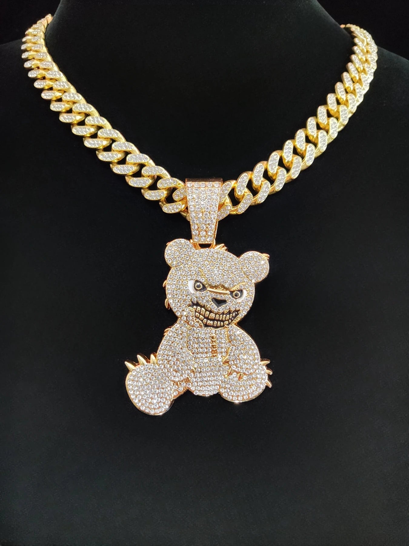 2024 New Arrived Hip Hop Bear Shape Pendants Necklace Men Women Chain Iced Out Bling Bling Necklaces HipHop Jewelry Fashion Gift