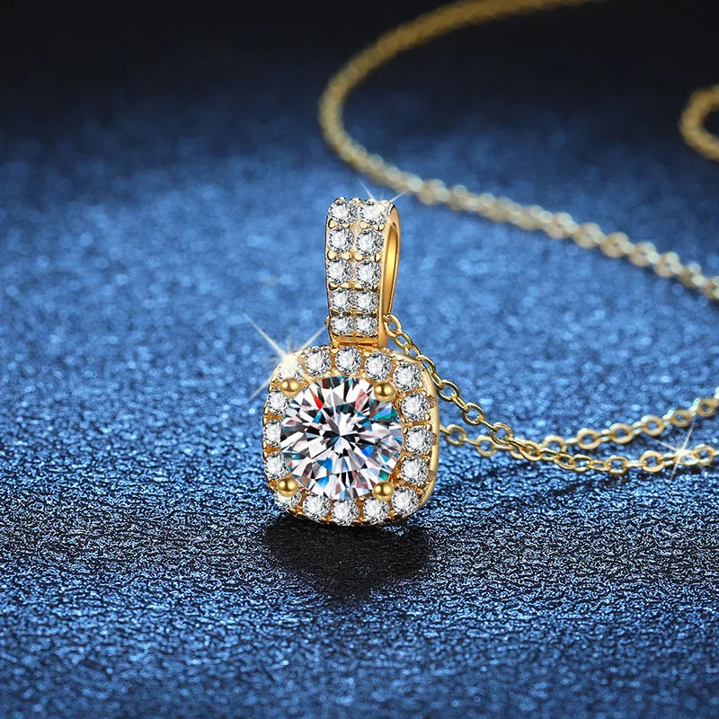 Luxury 100% Real 18k Gold  Women's Diamond Pendant Necklace Square D Moissanite Necklace