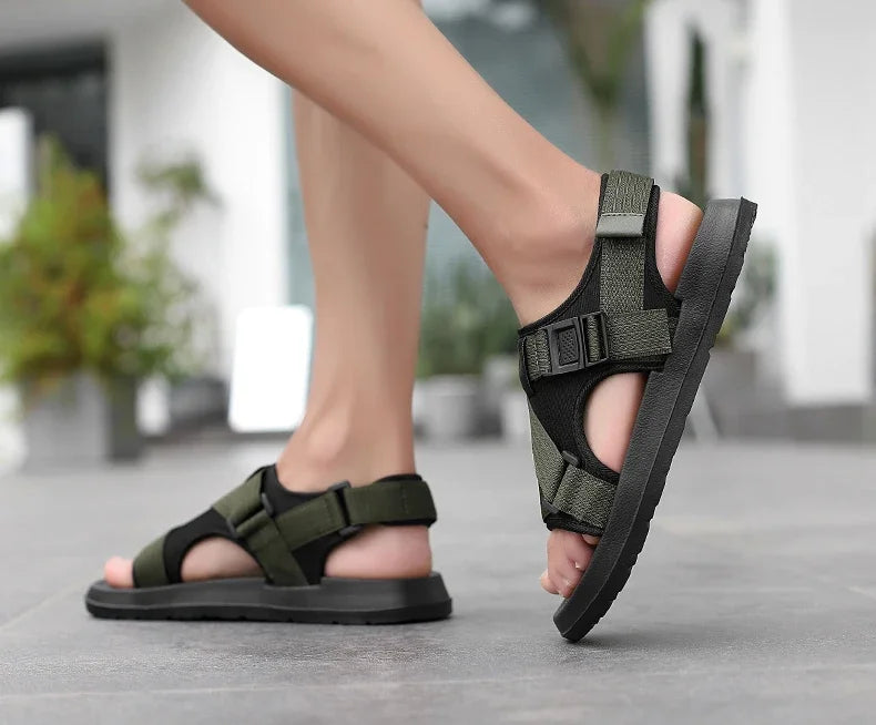 Summer Men Sandals Lightweight Open Toe Flat Mens Casual Shoes Outdoor Walking Sandals for Men Beach Shoes Size 39-45
