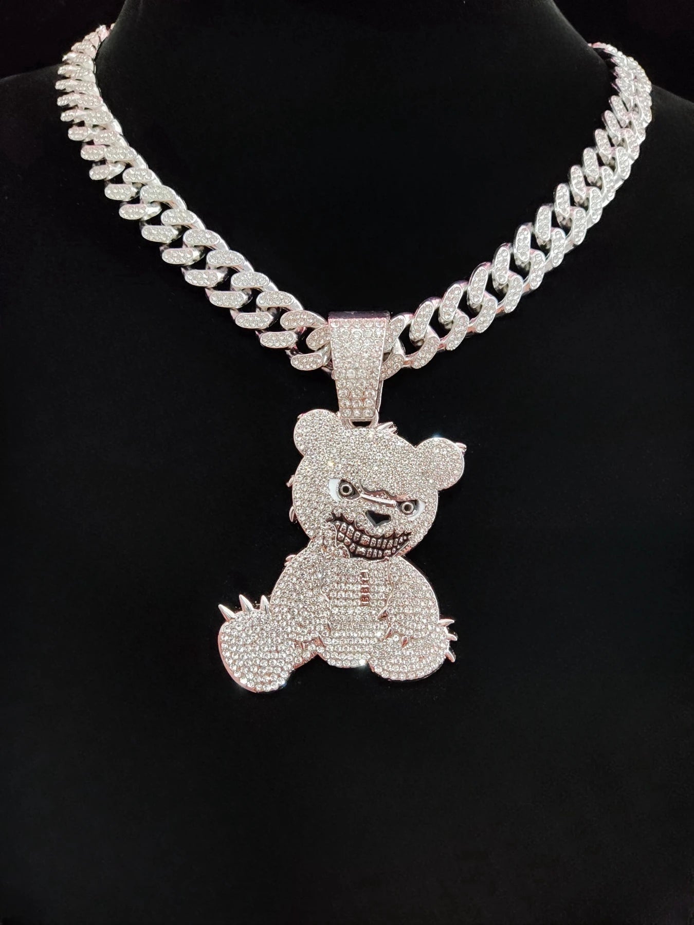 2024 New Arrived Hip Hop Bear Shape Pendants Necklace Men Women Chain Iced Out Bling Bling Necklaces HipHop Jewelry Fashion Gift