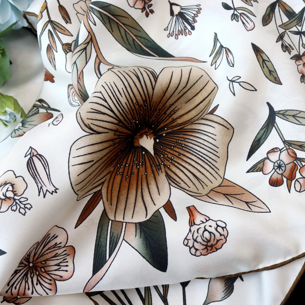 Twill Silk Scarf Luxury Mulberry Shawls Hand-Rolled Edges Bandanas Tops Accessories Head Hair Bag Decorations
