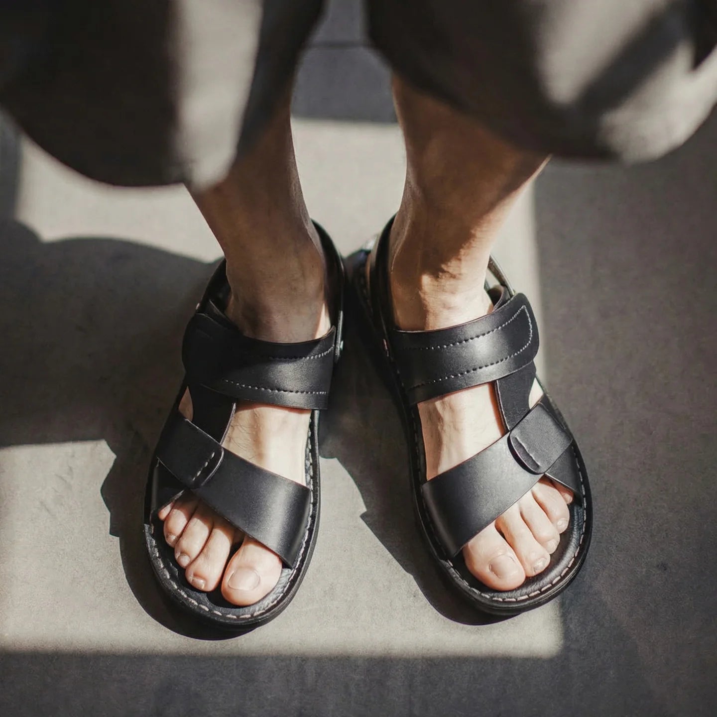 Maden Men's Summer Outdoor Sandals 2-in-1 Beach Slides Synthetic Leather Business Casual Driving Shoes Brown Adjustable Sandals