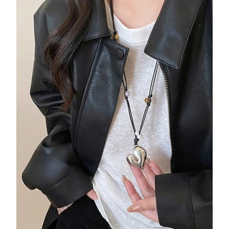 New Unique Simple Flower Long Rope Necklace Women Hollow Flower Pendant Necklace Adjustable Knot Sweater Chain Party Jewerly