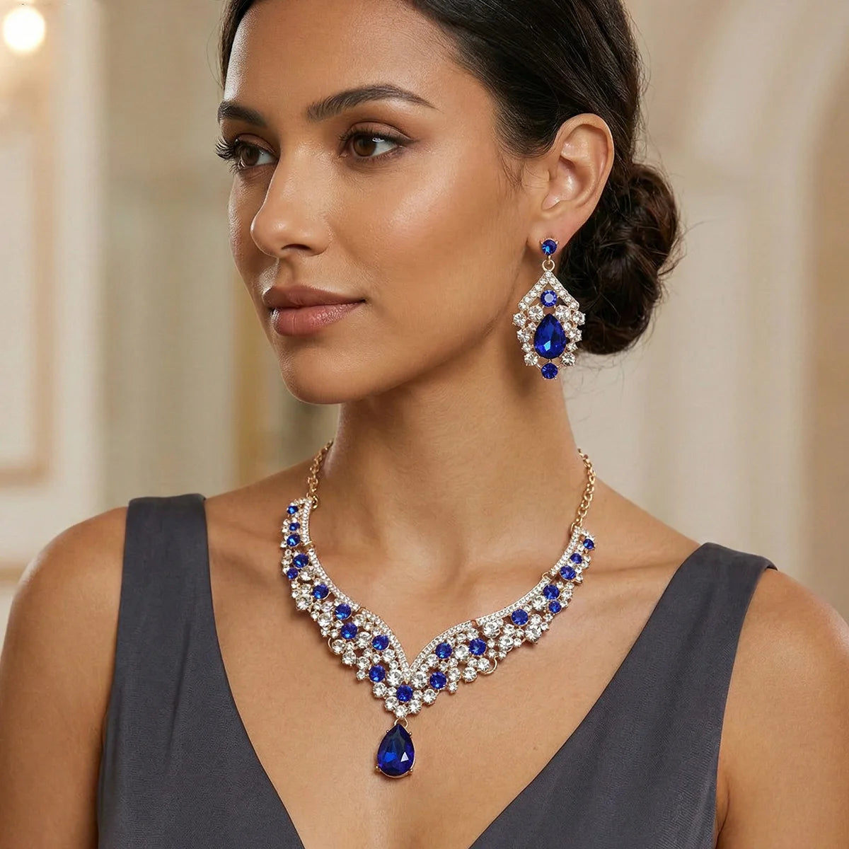 Royal Blue Crystal Wedding Jewelry Sets for Brides Luxurious V-Shape Water Drop Necklace Earrings Set Fashion Trendy Jewelry Ac